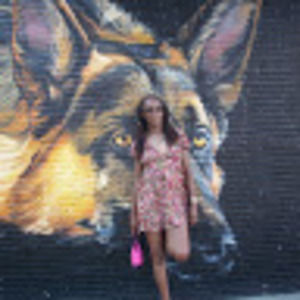 Meet your Posher, Monique